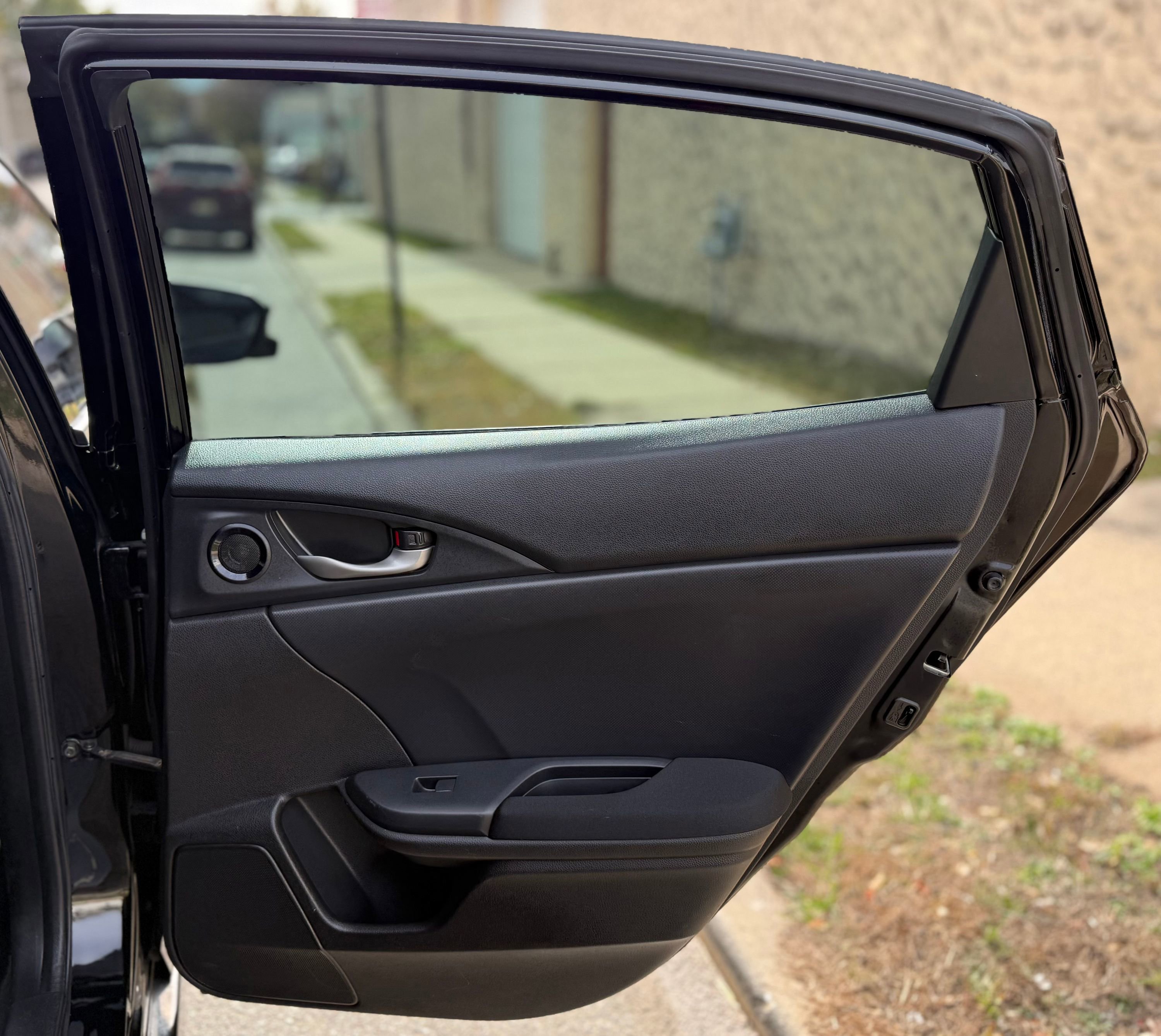 Used 2019 Honda Civic EX image 26