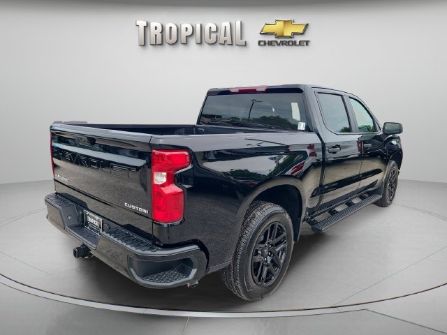 New 2026 Chevrolet Silverado 1500 Custom RWD image 5
