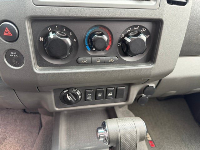 Used 2006 Nissan Frontier NISMO w/ (J01) Sunroof Pkg AWD/4WD image 22