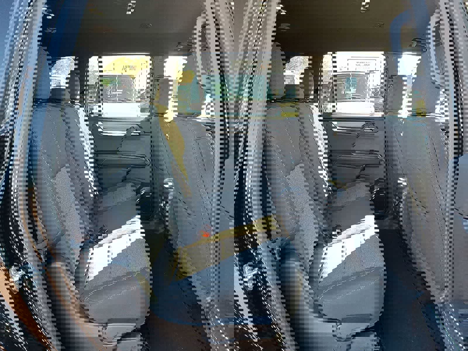 Used 2025 GMC Acadia Elevation image 33