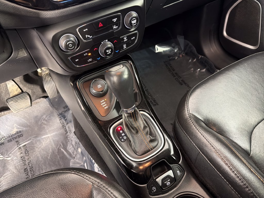 Used 2018 Jeep Compass Limited AWD/4WD image 16