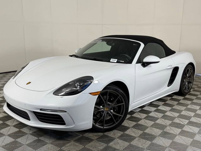 Used 2022 Porsche 718 Boxster RWD image 1