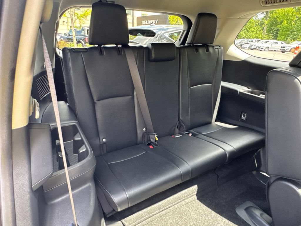 Used 2024 Toyota Grand Highlander AWD Hybrid image 16