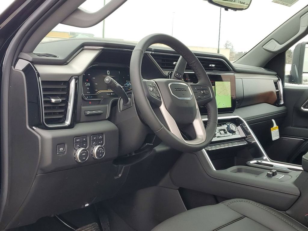 New 2025 GMC Sierra 3500 Denali w/ Denali Reserve Package image 11