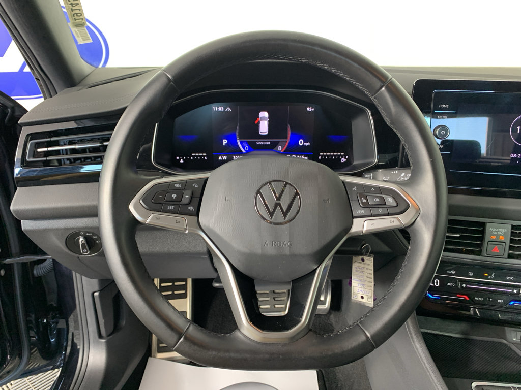 Used 2025 Volkswagen Jetta Sport FWD image 21