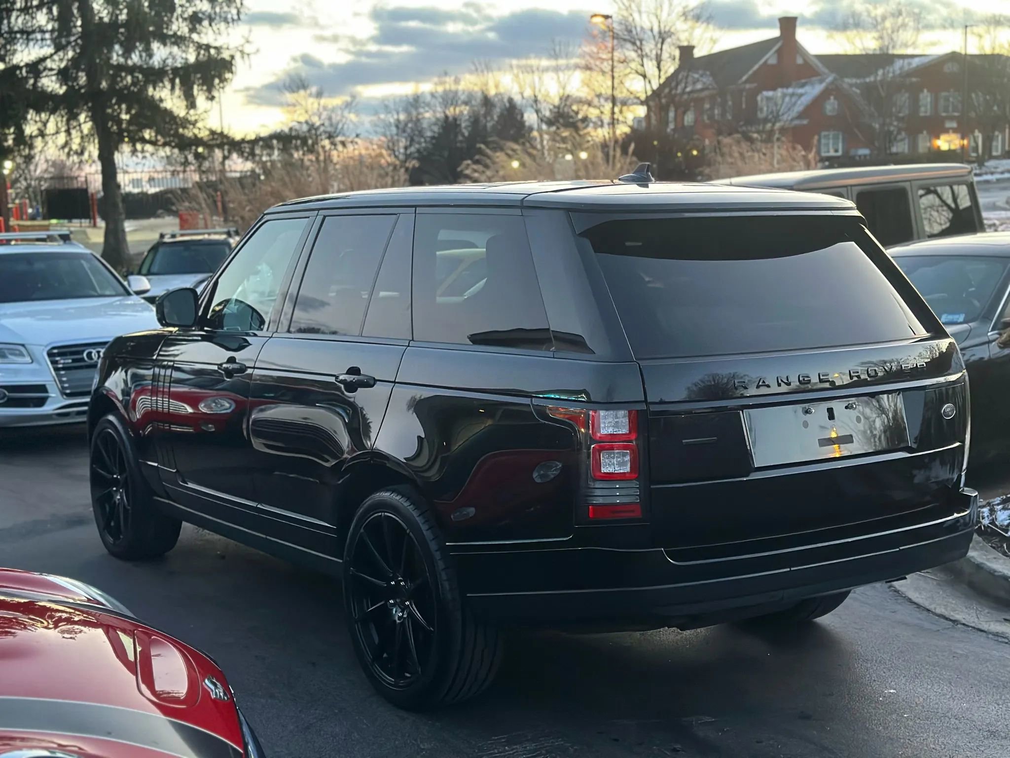 Used 2015 Land Rover Range Rover Supercharged image 20