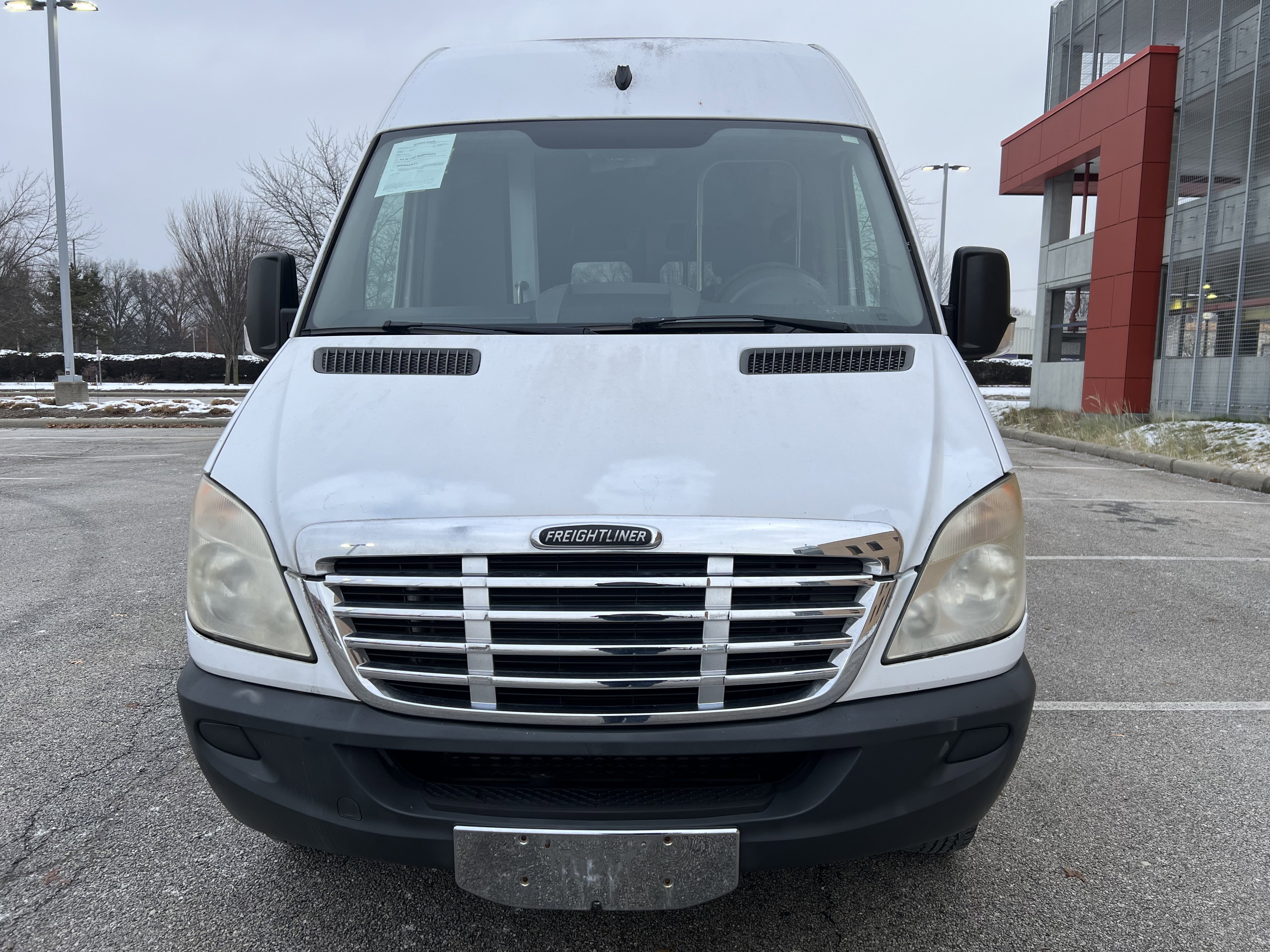 Used 2013 Freightliner Sprinter 3500 image 10