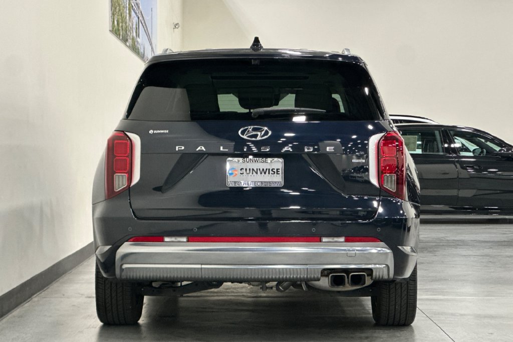 Used 2023 Hyundai Palisade Calligraphy AWD/4WD image 5
