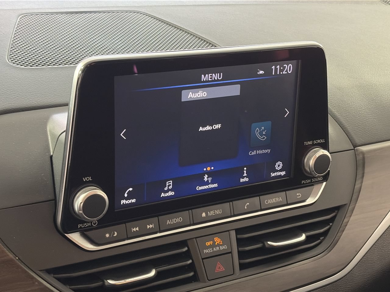Used 2025 Nissan Altima 2.5 SV FWD image 15
