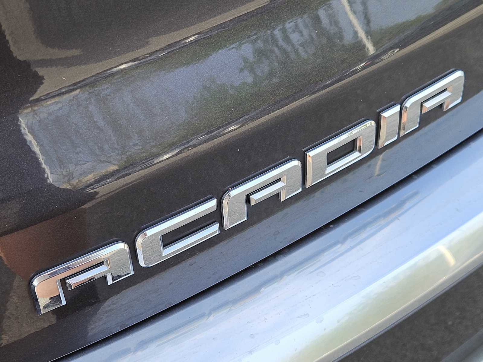 Used 2015 GMC Acadia SLT image 10