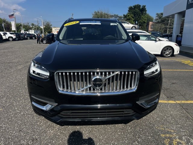 Certified 2024 Volvo XC90 T8 Ultimate w/ Protection Package Premier image 12
