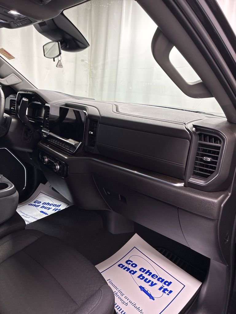 Used 2024 GMC Sierra 1500 Elevation image 25
