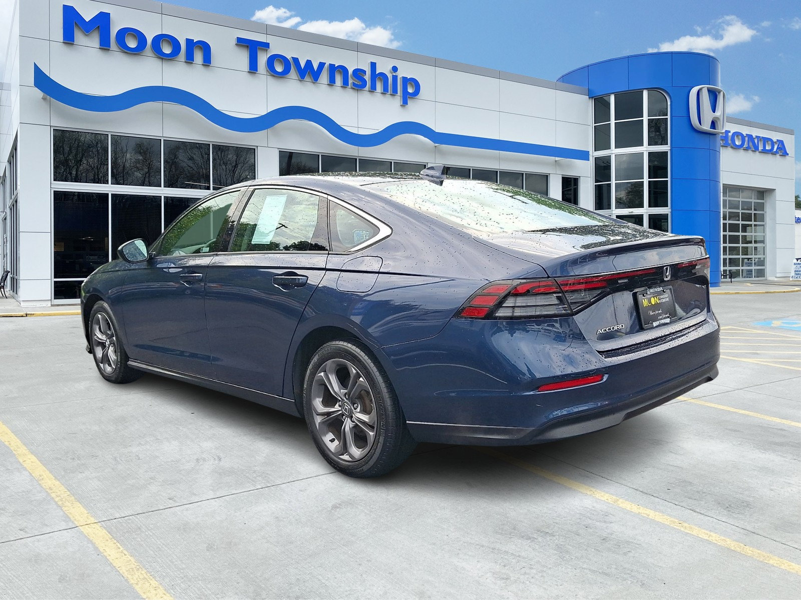 Certified 2024 Honda Accord EX image 4