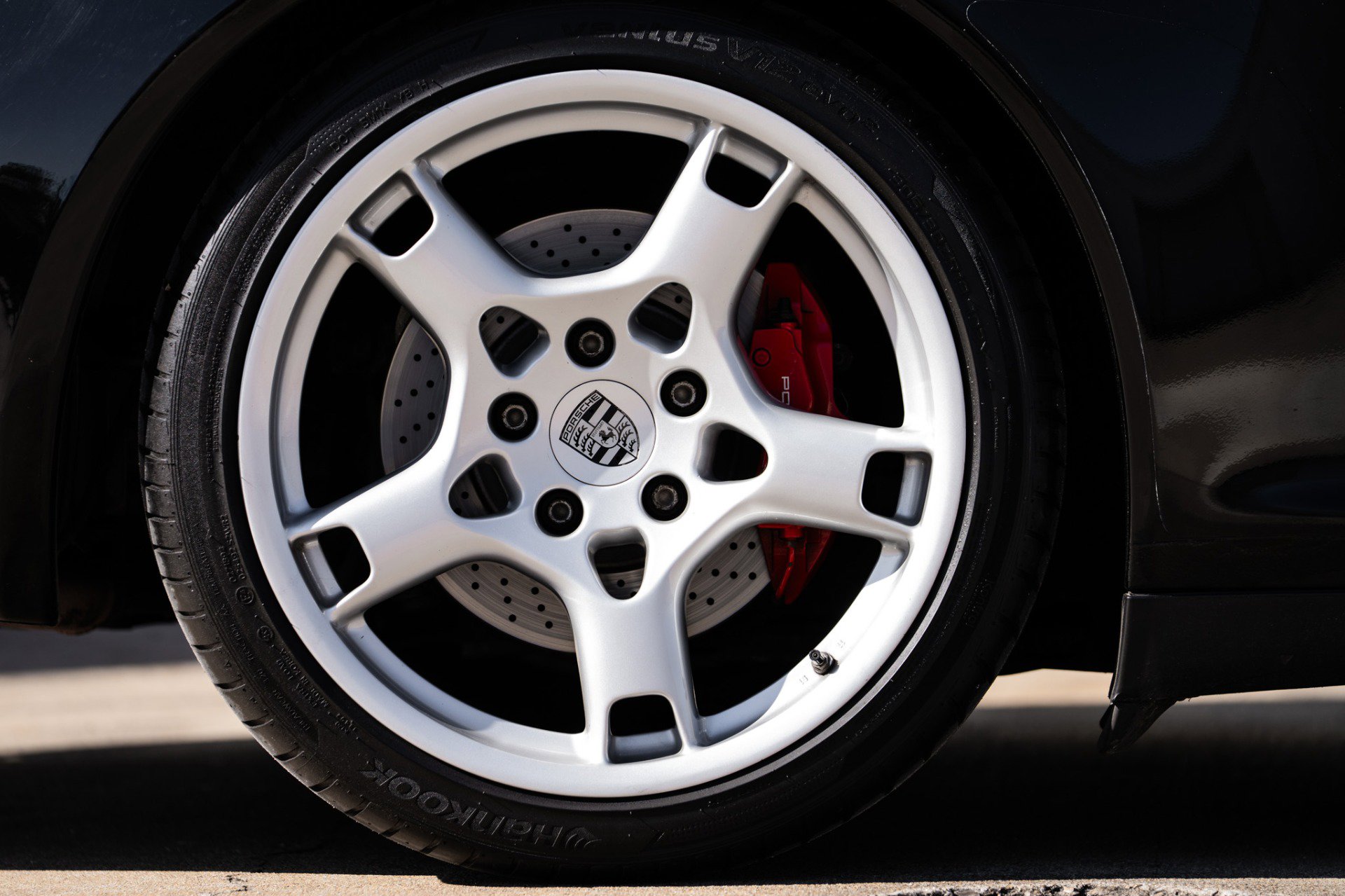 Used 2006 Porsche 911 Carrera 4S image 37