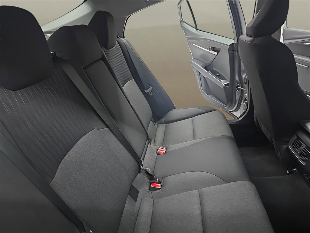 Used 2025 Toyota Camry LE image 18