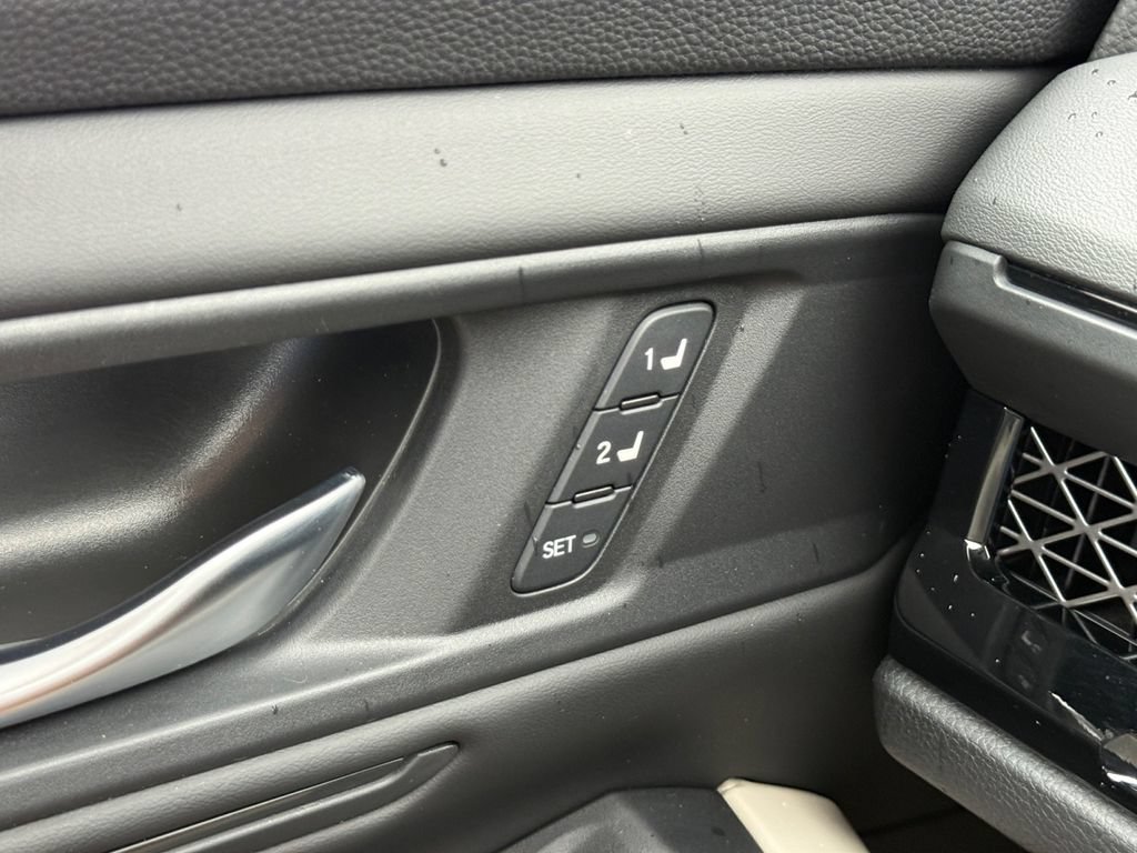 Used 2024 Honda Accord EX-L image 33