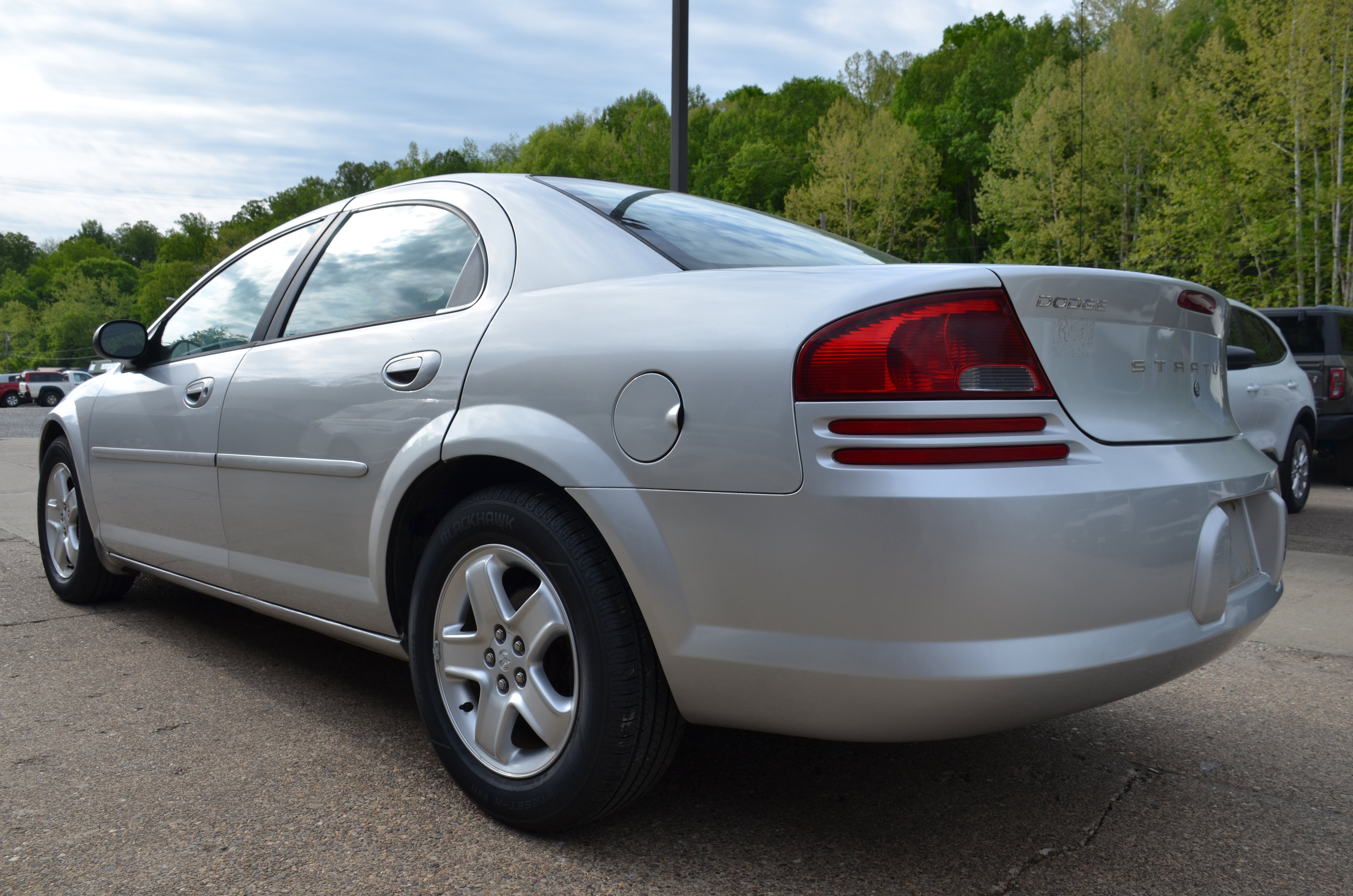 Used 2002 Dodge Stratus SE Plus FWD image 4