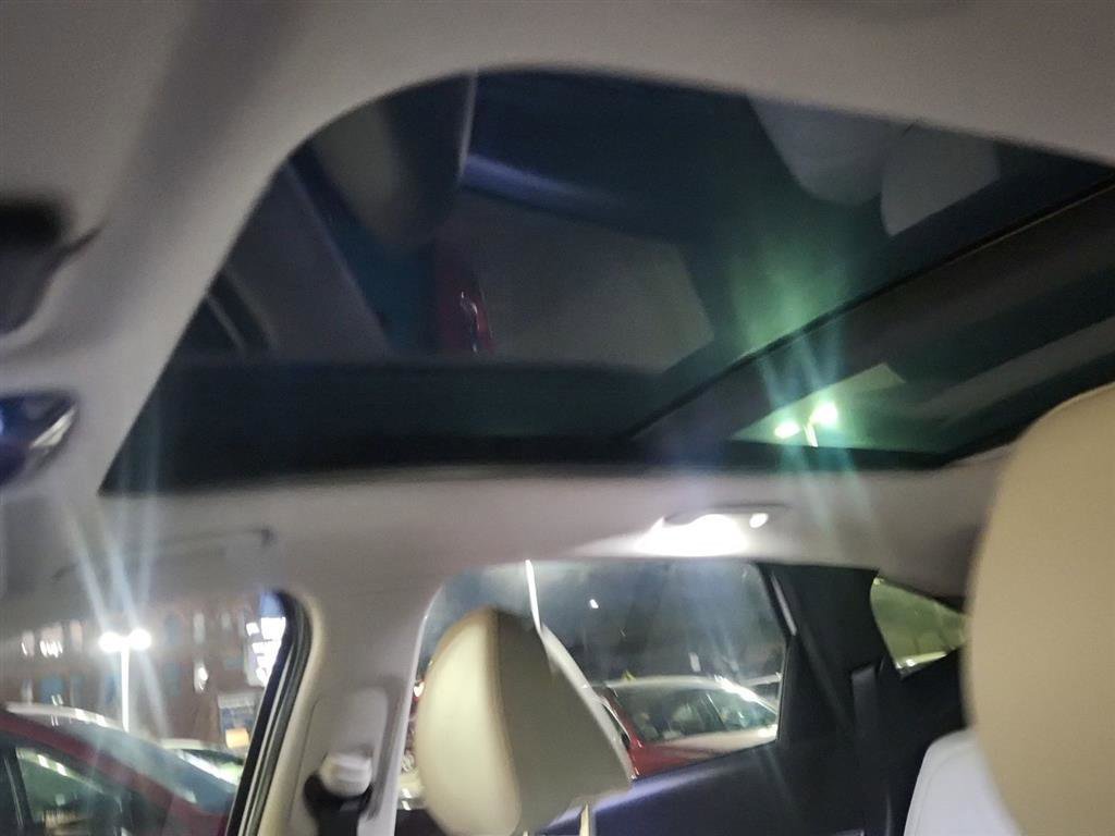 Used 2022 Hyundai Tucson Limited image 21