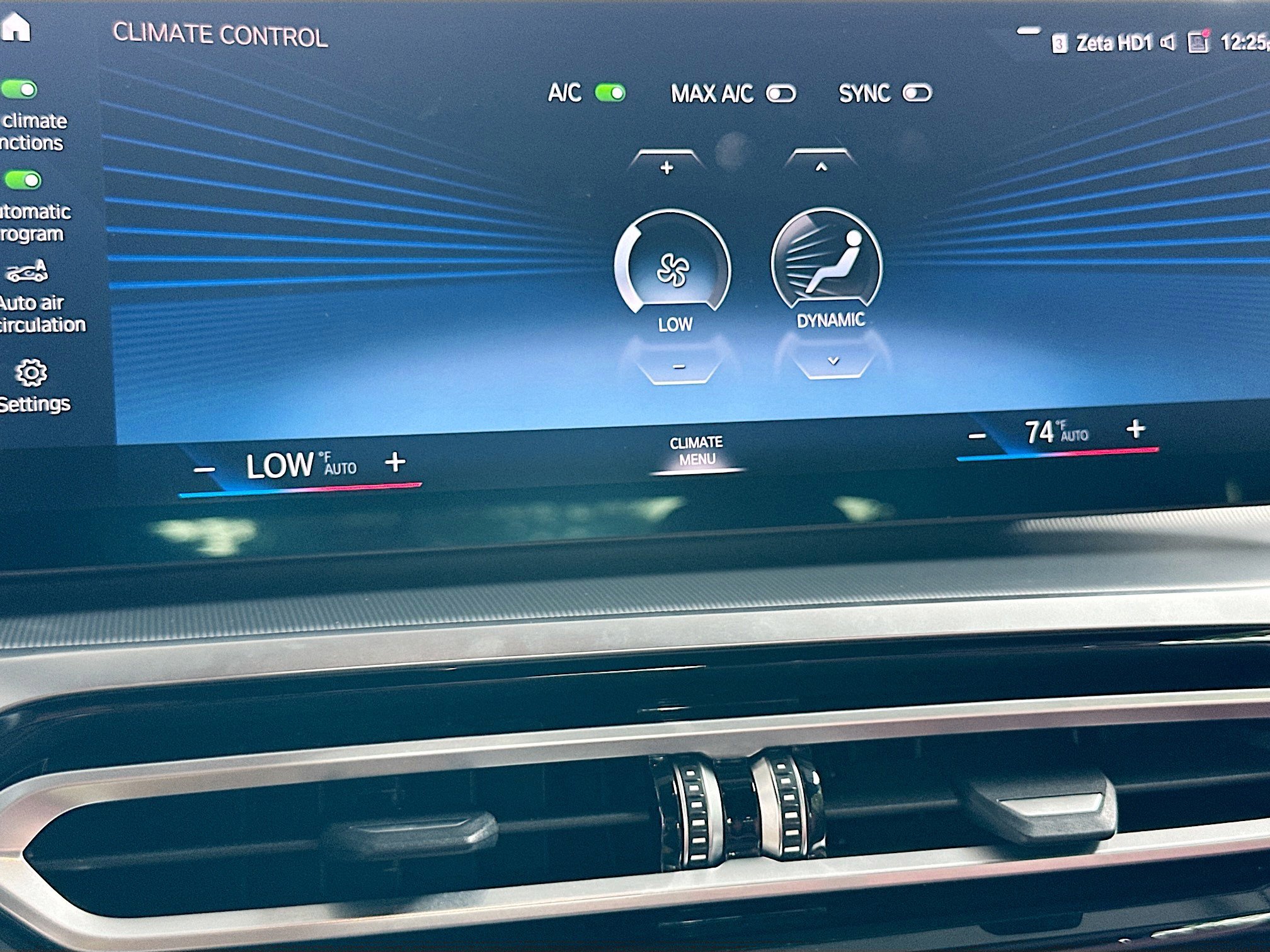 Certified 2024 BMW 440i xDrive Convertible w/ Shadowloine Package image 16