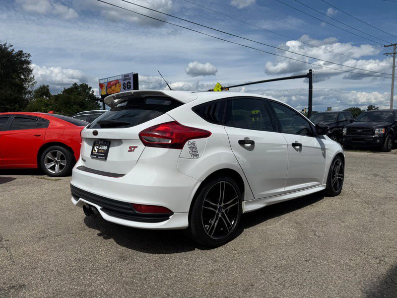 Used 2016 Ford Focus ST image 6