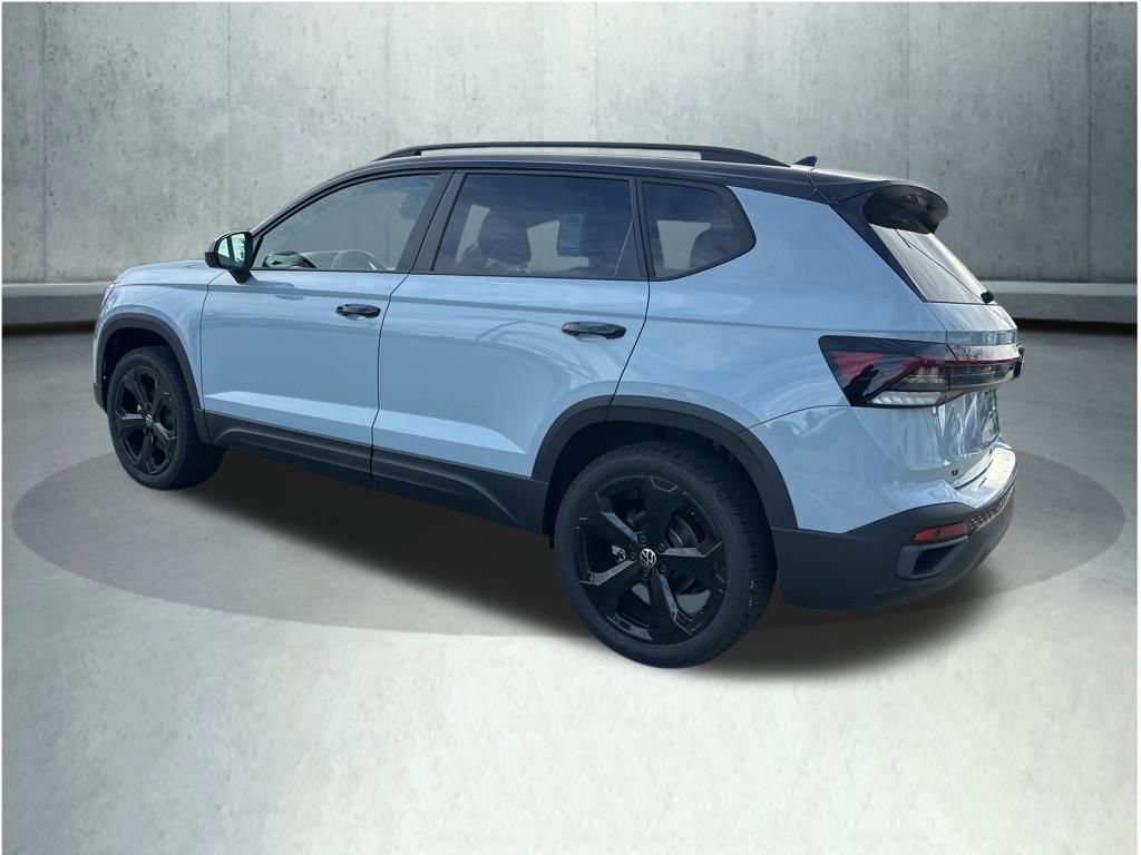 New 2026 Volkswagen Taos SE image 3
