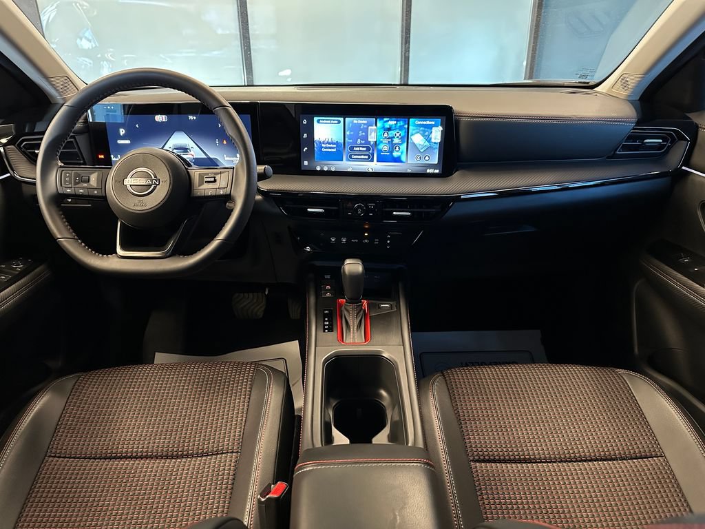 Used 2026 Nissan Kicks SR AWD/4WD image 9
