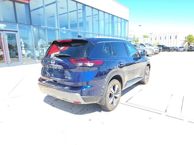 Used 2024 Nissan Rogue SL w/ SL Premium Package image 4