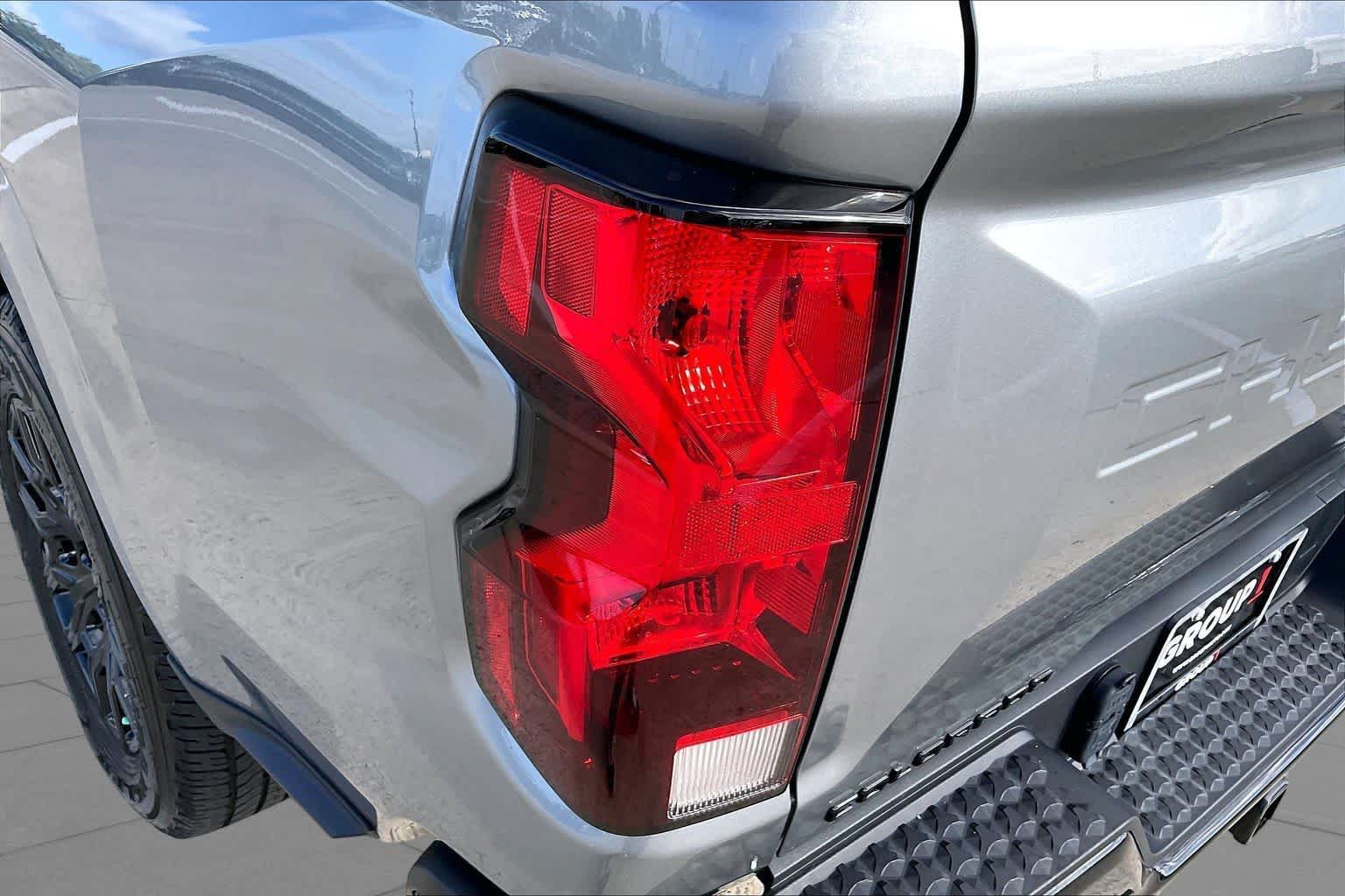 Used 2025 Chevrolet Colorado W/T w/ WT Custom Package RWD image 26