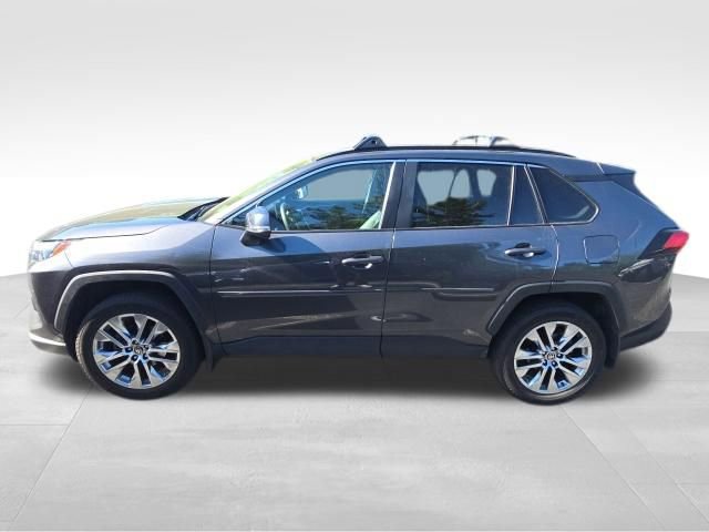 Used 2023 Toyota RAV4 XLE Premium AWD/4WD image 3