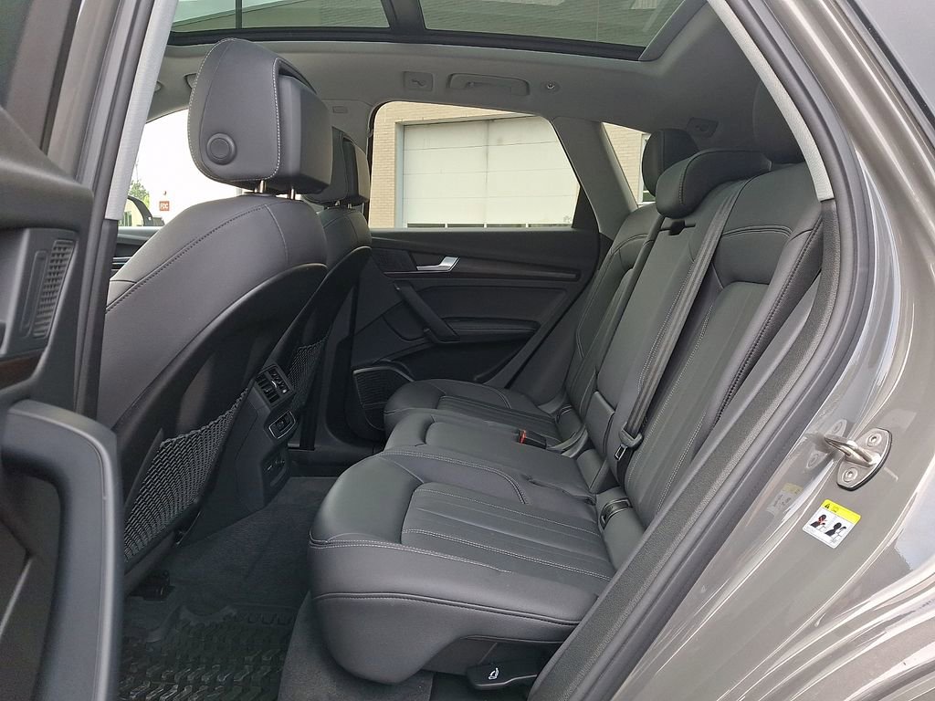Used 2023 Audi Q5 2.0T Premium Plus w/ Premium Plus Package image 10