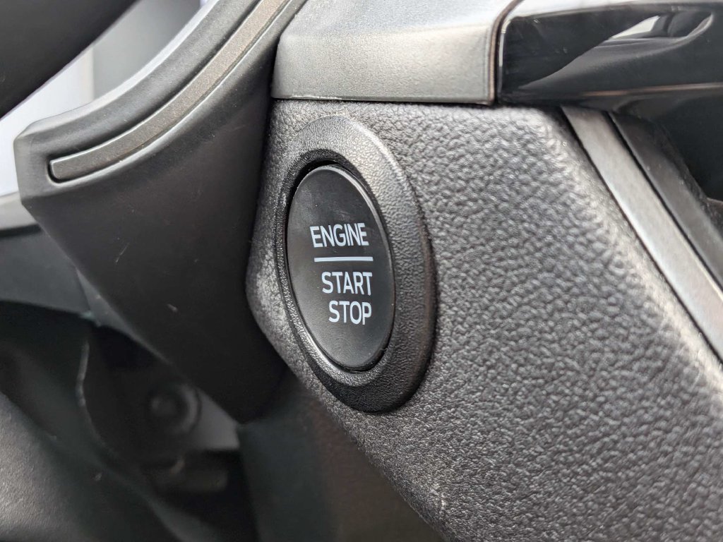 Used 2025 Ford Escape Active AWD/4WD image 26