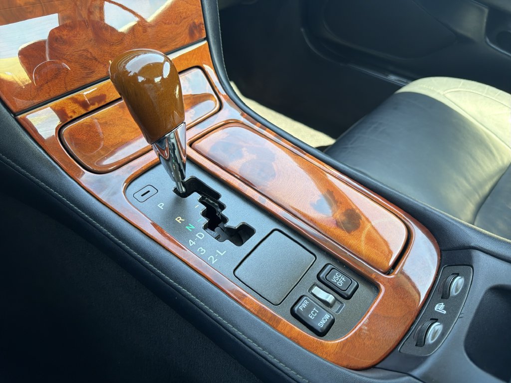 Used 2003 Lexus SC 430 Convertible RWD image 18