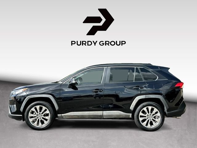Used 2021 Toyota RAV4 XLE Premium FWD image 4