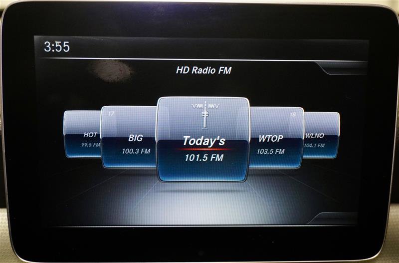 Used 2017 Mercedes-Benz CLA 250 4MATIC image 16