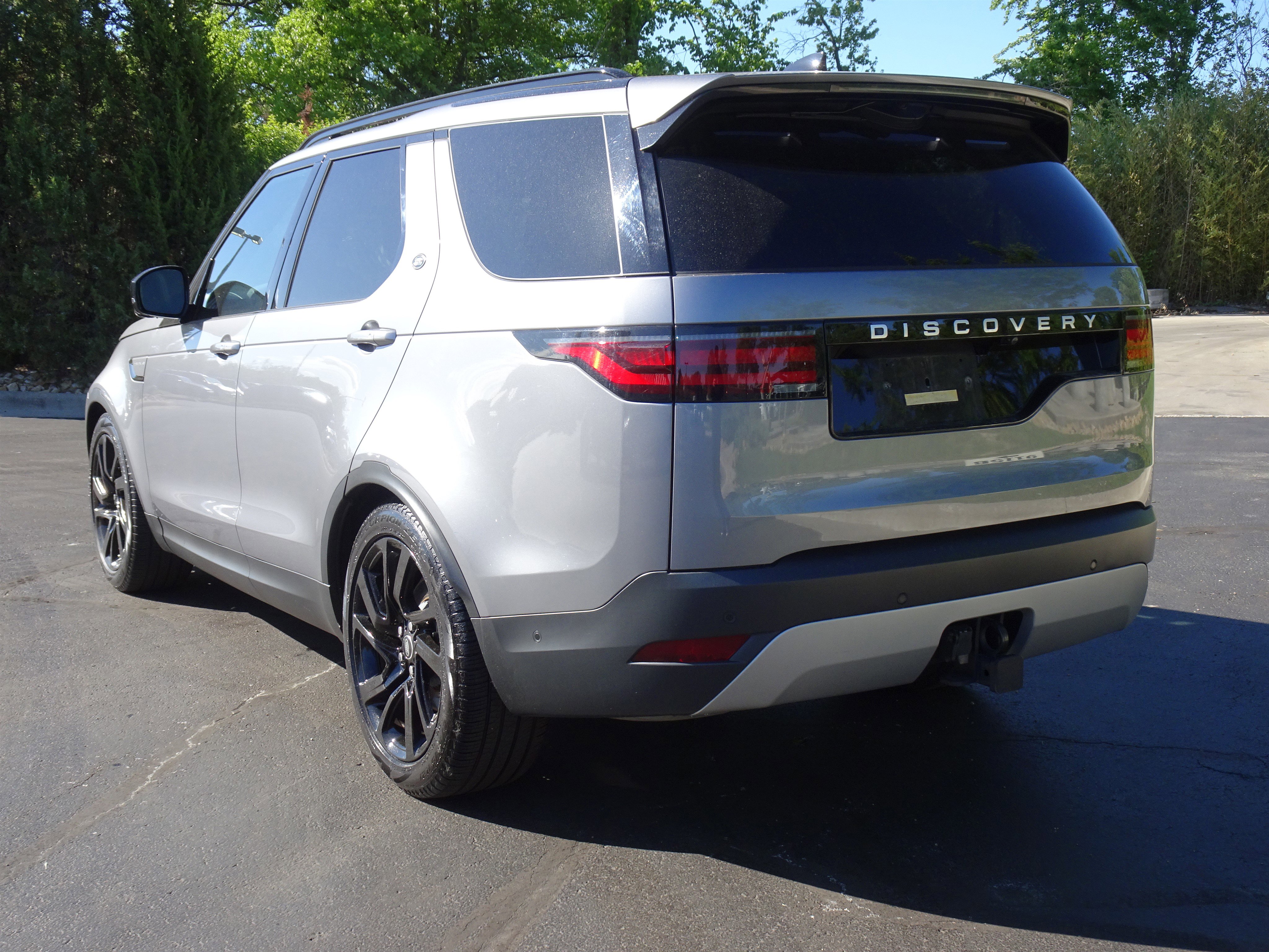 New 2025 Land Rover Discovery S AWD/4WD image 8