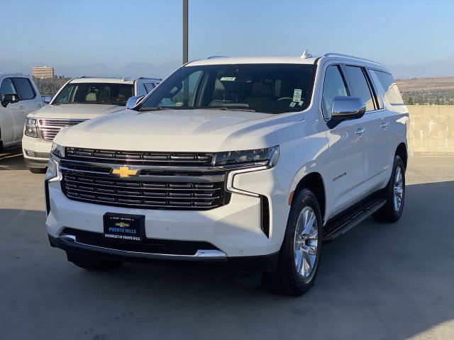 Used 2024 Chevrolet Suburban Premier image 1