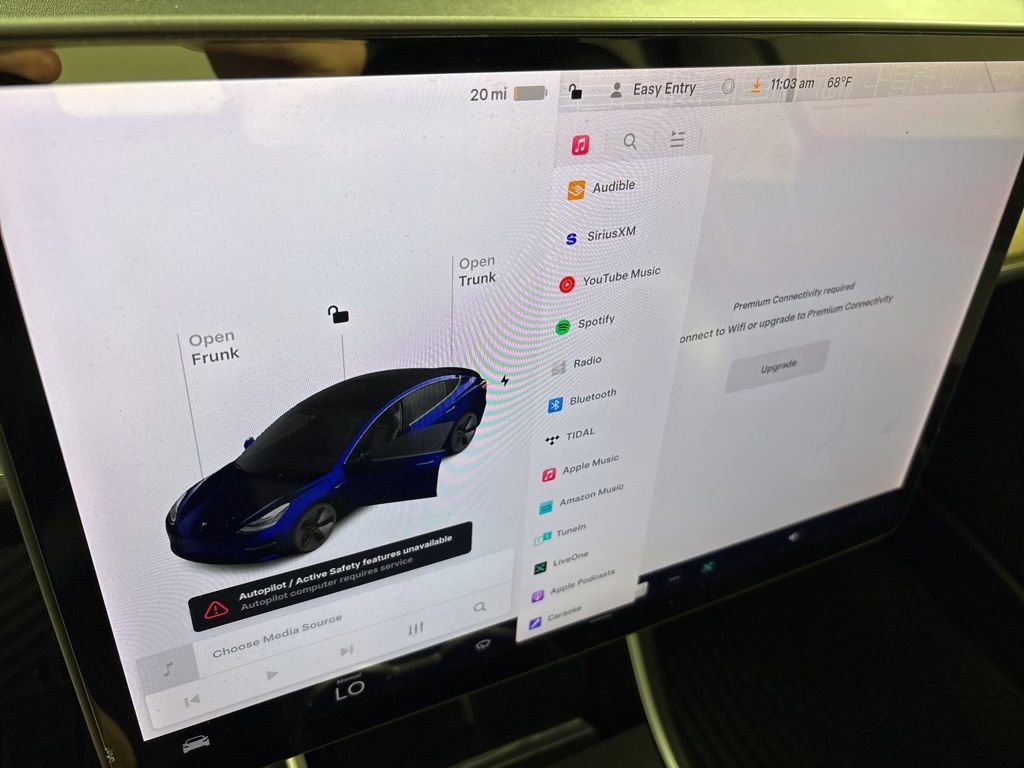 Used 2019 Tesla Model 3 Standard Range Plus image 26