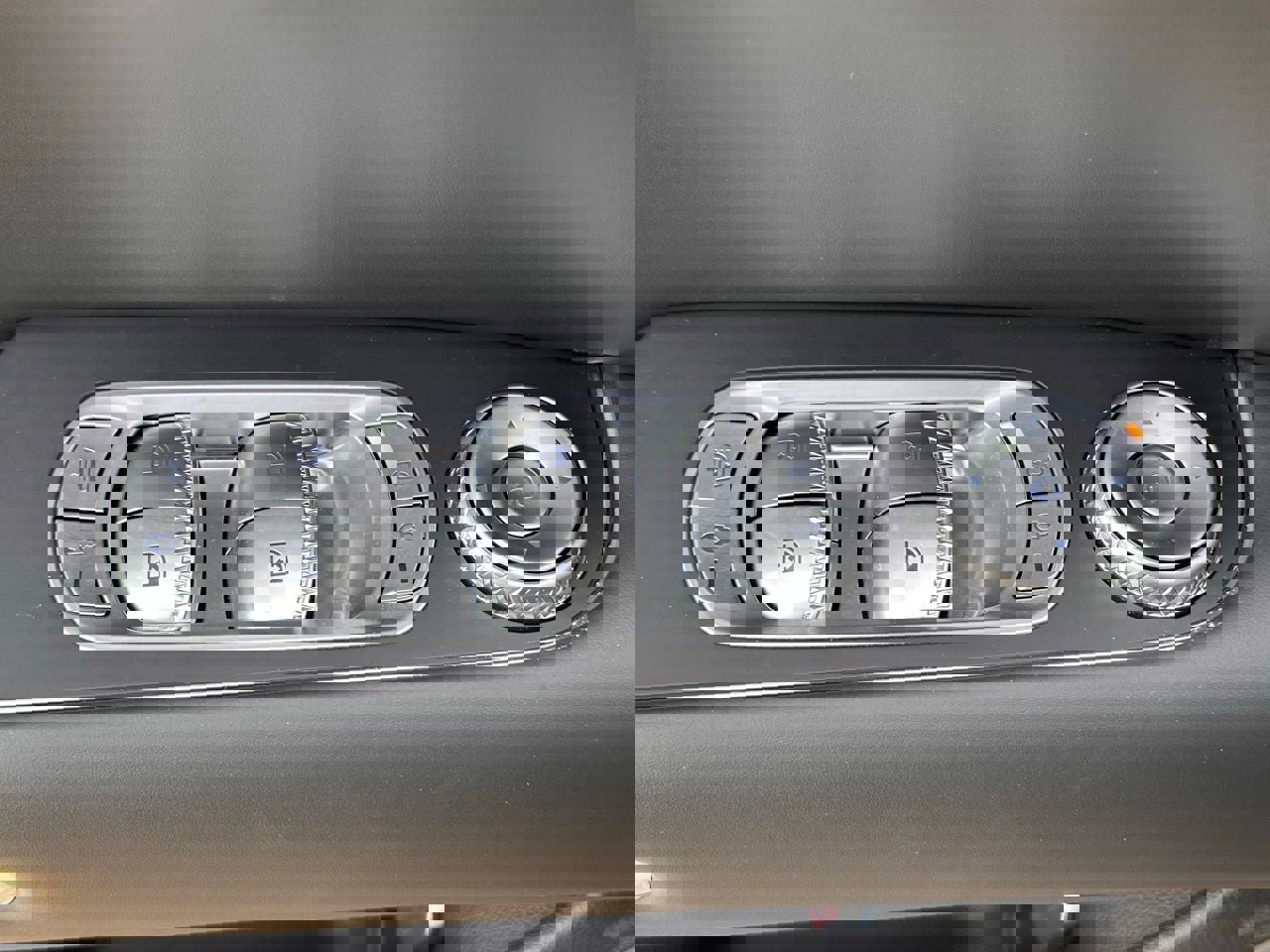 Used 2025 Genesis G90 3.5T image 25