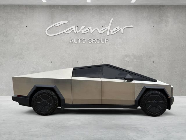 Used 2024 Tesla Cybertruck AWD Crew Cab image 17