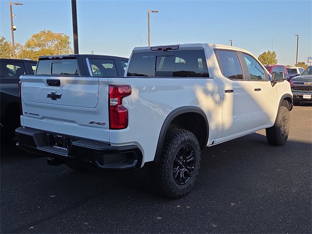 New 2026 Chevrolet Silverado 1500 ZR2 image 3