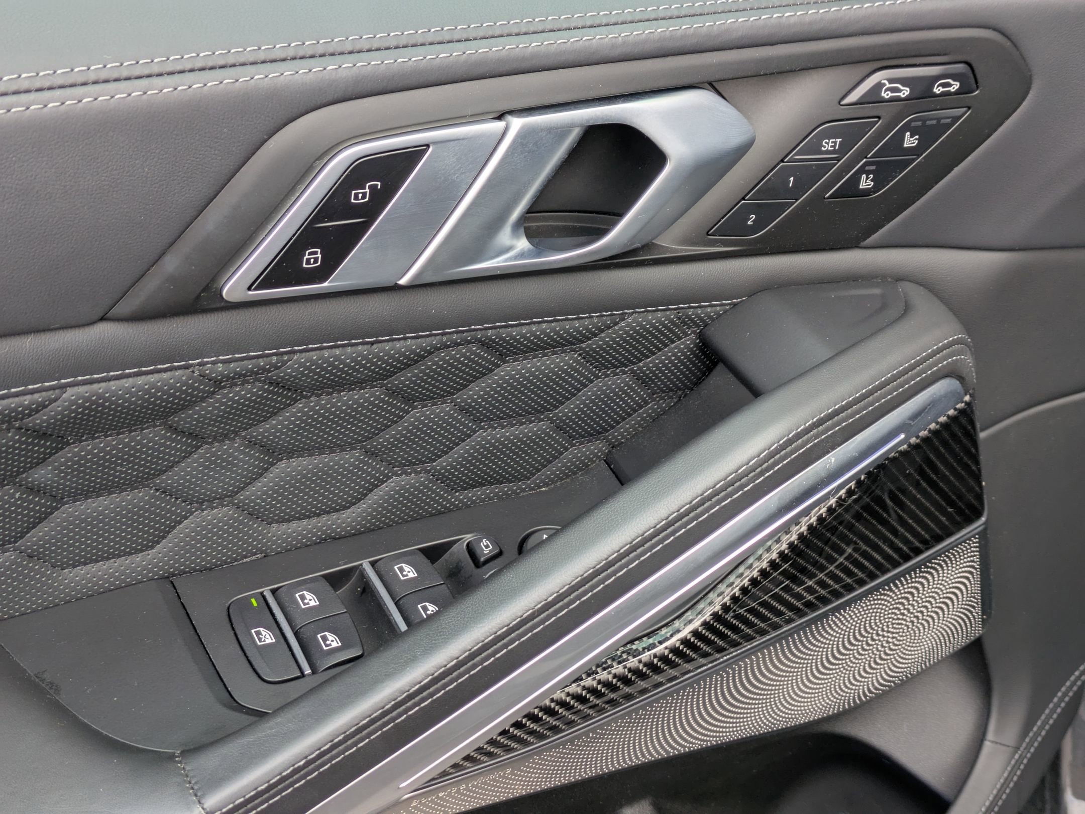 Used 2024 BMW X6 M Competition w/ Executive Package image 11