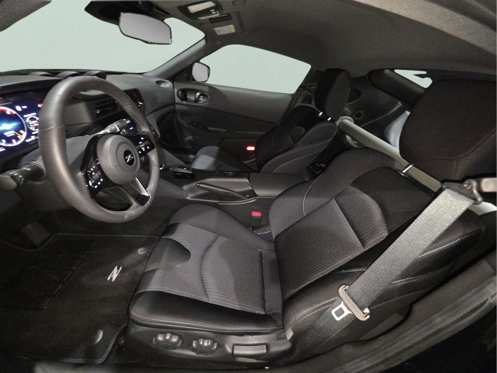 Used 2025 Nissan Z Sport w/ Floor Mat Package RWD image 5