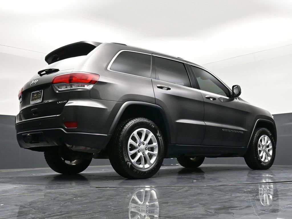Used 2021 Jeep Grand Cherokee Laredo X image 31