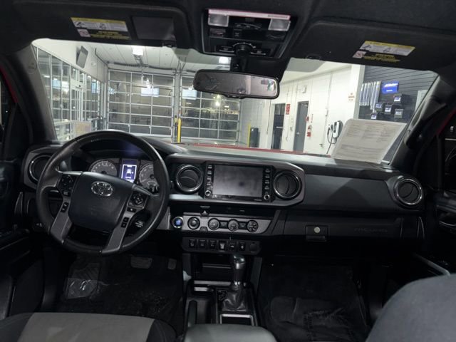 Used 2020 Toyota Tacoma TRD Off-Road w/ Technology Package image 26