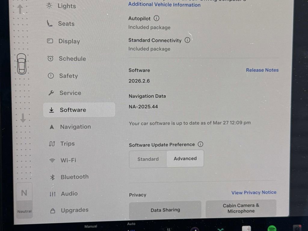 Used 2022 Tesla Model S Plaid image 27