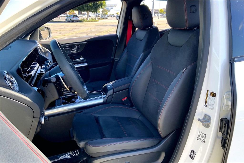 Used 2024 Mercedes-Benz GLA 35 AMG 4MATIC image 10