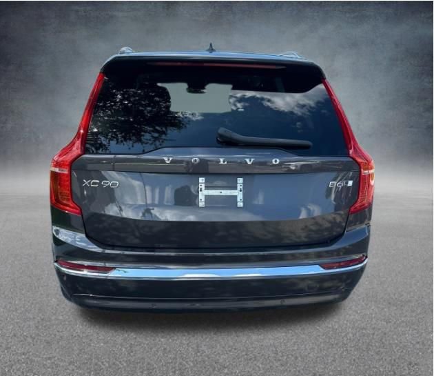 Used 2023 Volvo XC90 B6 Plus AWD/4WD image 4