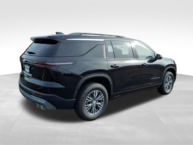 New 2027 Chevrolet Traverse LT FWD image 3