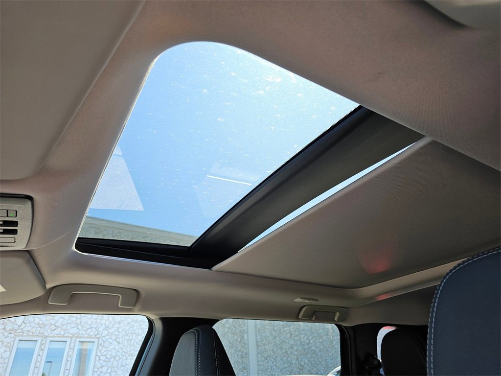 New 2025 Mitsubishi Outlander SE image 8