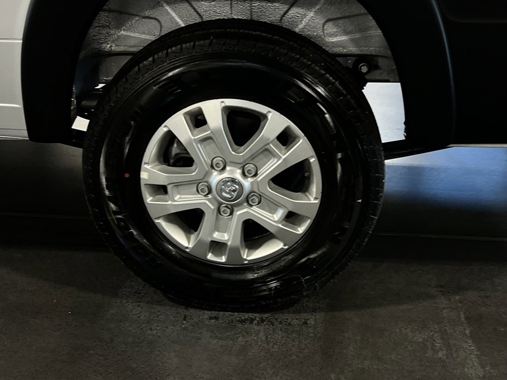 Used 2025 RAM ProMaster 3500 w/ Storage Group image 12